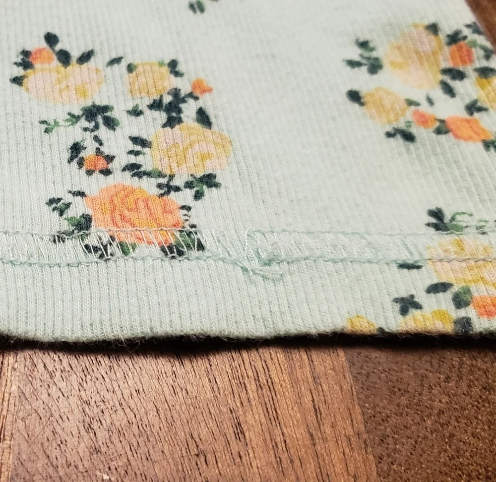Floral and Pineapple Kids Tank Tops Cherokee And Falls Creek Size 10/12